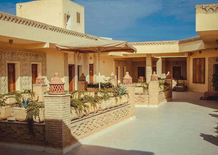 Tozeur Guest Houses